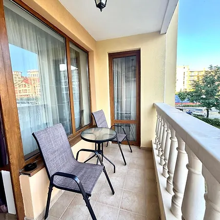 Apartament Royal Dreams Apartments, Sunny