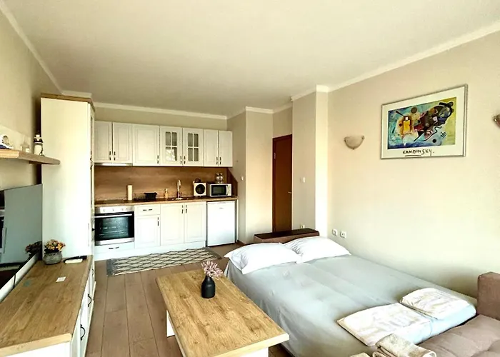 Royal Dreams Apartments, Sunny Апартамент *